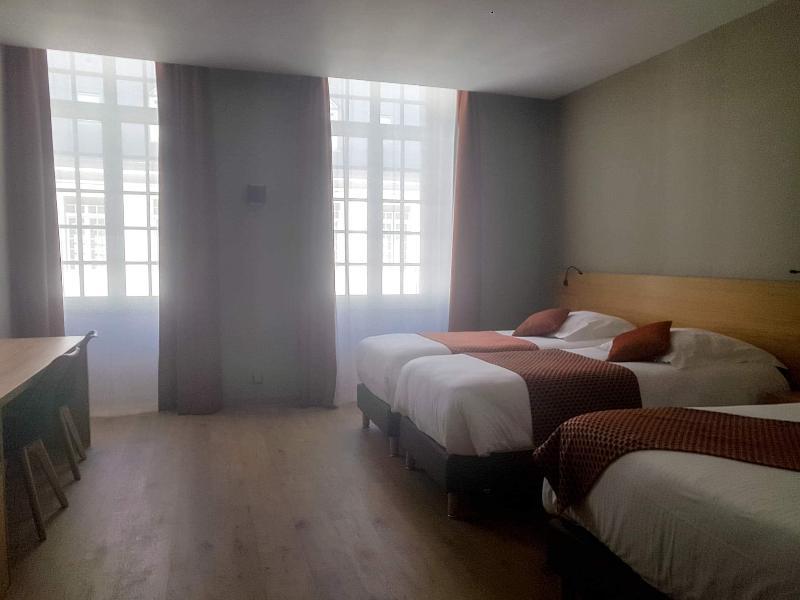 Le Castel D'Alti Hotel Bagnères-de-Luchon Exterior foto