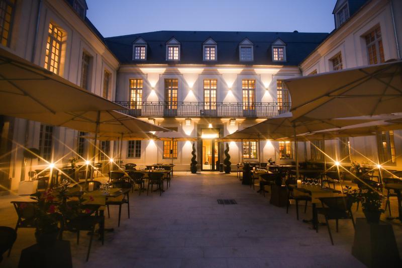 Le Castel D'Alti Hotel Bagnères-de-Luchon Exterior foto